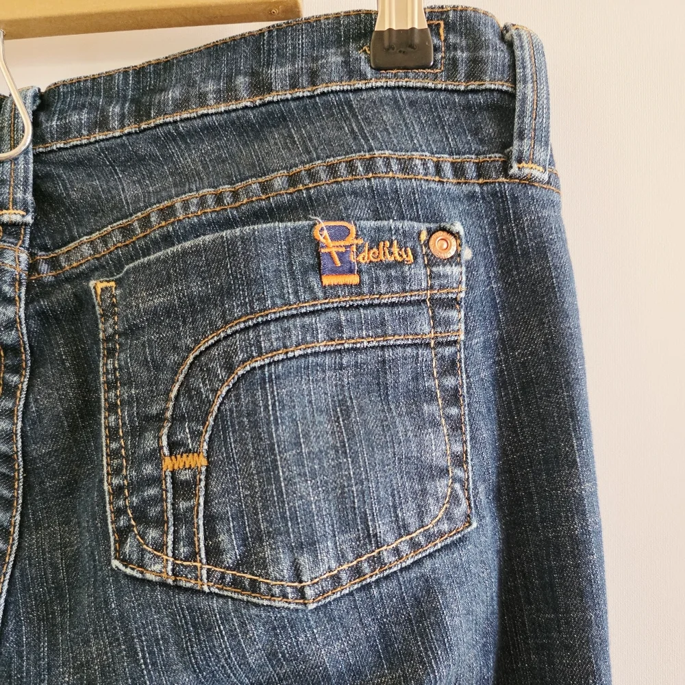 Fidelity Bella Donna Mid Rise Boot Cut Denim Jeans Women's Size 29/34